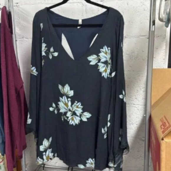 Navy Blue Floral Long Bell Sleeve Dress / Like New / Size Small - Picture 1 of 4